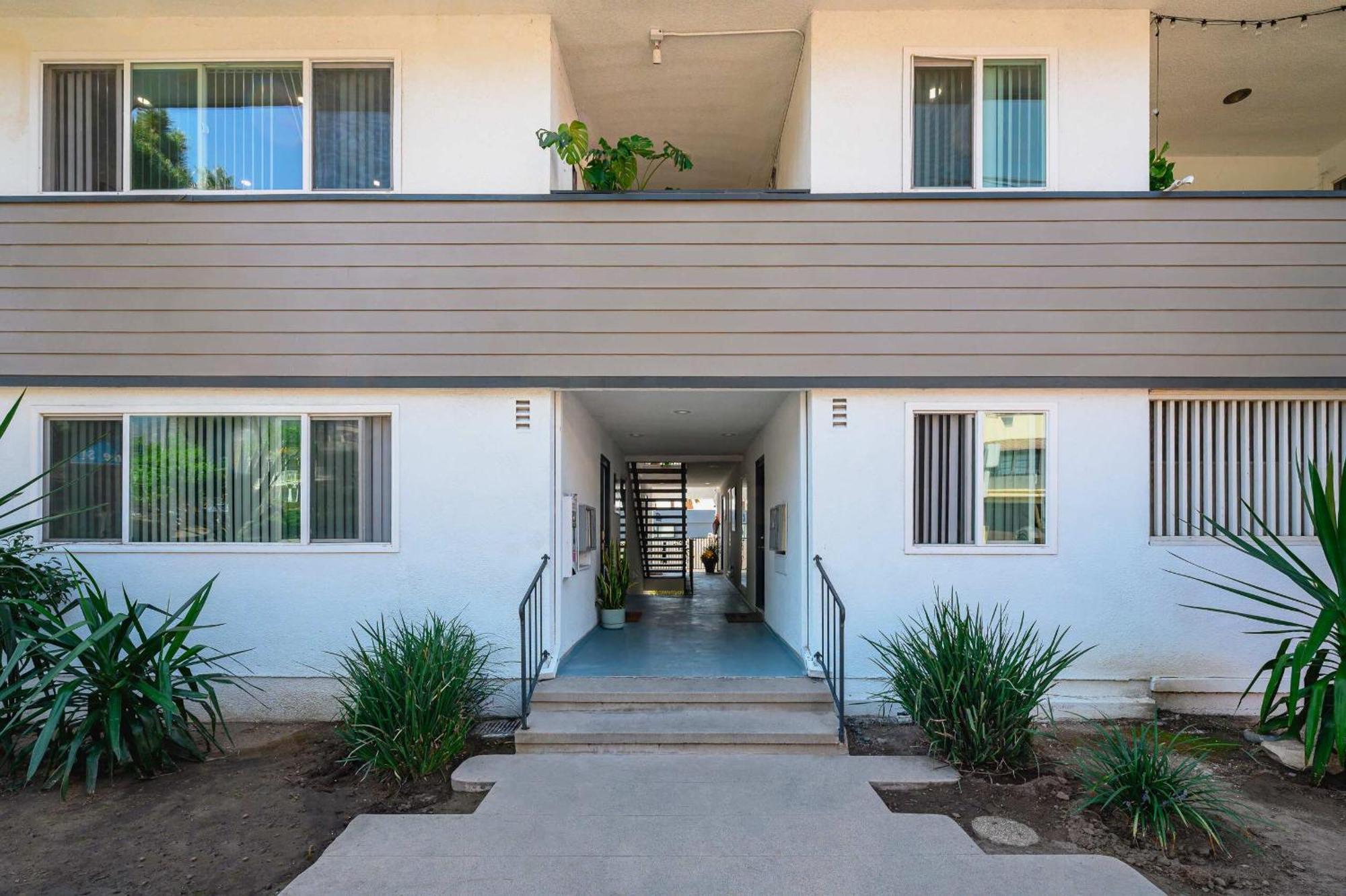 New Renovated 2B2B Apt Self Checkin Free Parking 1 Pasadena Exterior photo