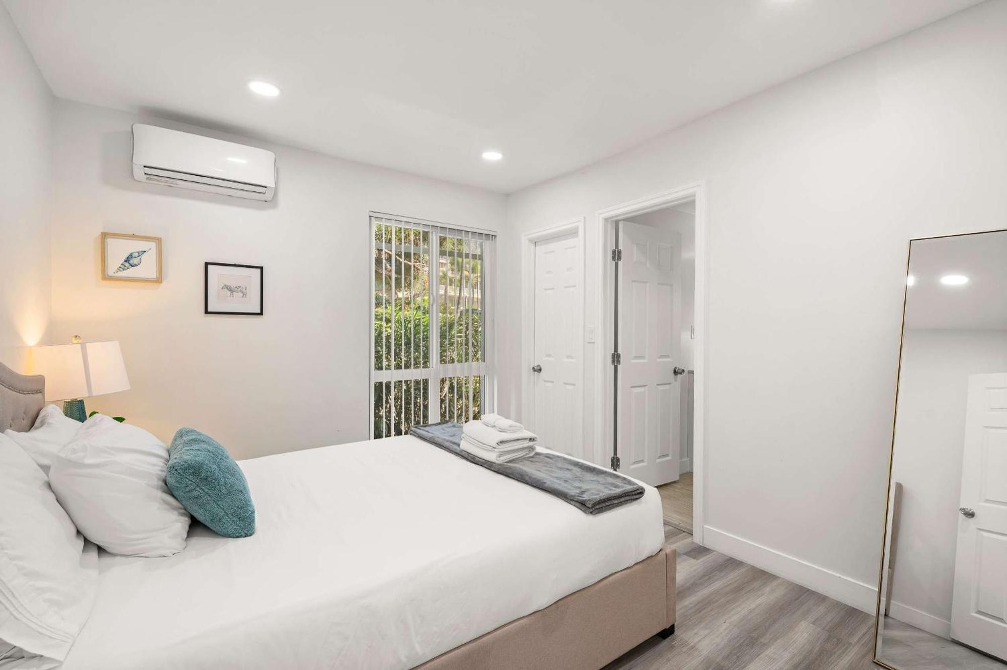 New Renovated 2B2B Apt Self Checkin Free Parking 1 Pasadena Exterior photo